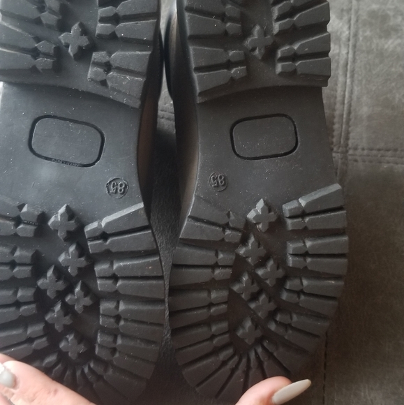 Bella Marie Women Denver Ankle Boots (8.5) - Picture 5 of 7